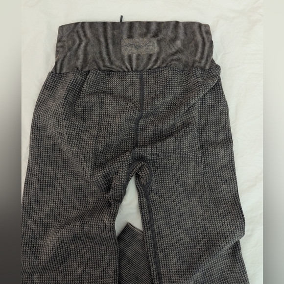 Victoria's Secret PINK Active Waffle Texture Jogger Style Leggings Cabincore - Picture 7 of 9